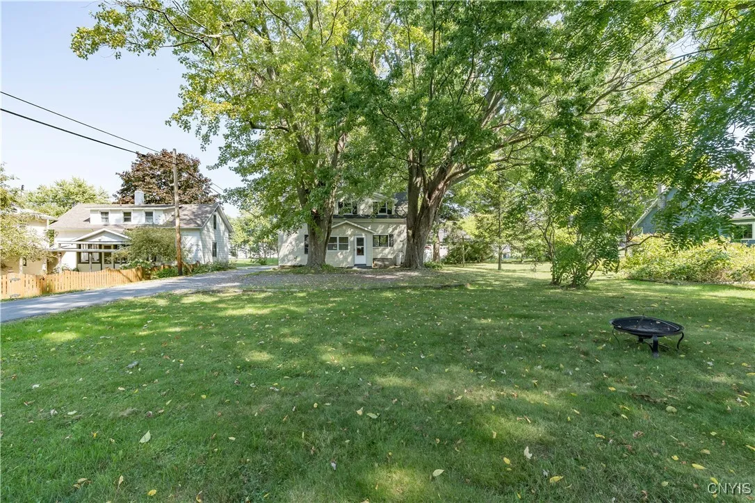 159 Murray Street, Cape Vincent, New York 13618, Cape Vincent, New York 13618, 4 Bedrooms Bedrooms, 9 Rooms Rooms,1 BathroomBathrooms,Residential,Closed,159 Murray Street, Cape Vincent, New York 13618,0,S1639200