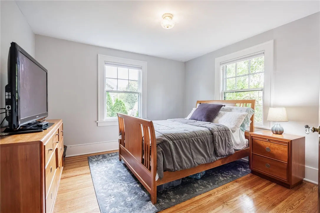 33 Elm Drive, Rochester, New York 14609, Rochester, New York 14609, 4 Bedrooms Bedrooms, 8 Rooms Rooms,1 BathroomBathrooms,Residential,Closed,33 Elm Drive, Rochester, New York 14609,0,R1640006