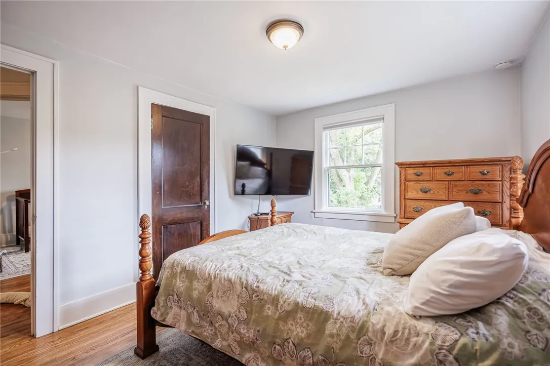 33 Elm Drive, Rochester, New York 14609, Rochester, New York 14609, 4 Bedrooms Bedrooms, 8 Rooms Rooms,1 BathroomBathrooms,Residential,Closed,33 Elm Drive, Rochester, New York 14609,0,R1640006