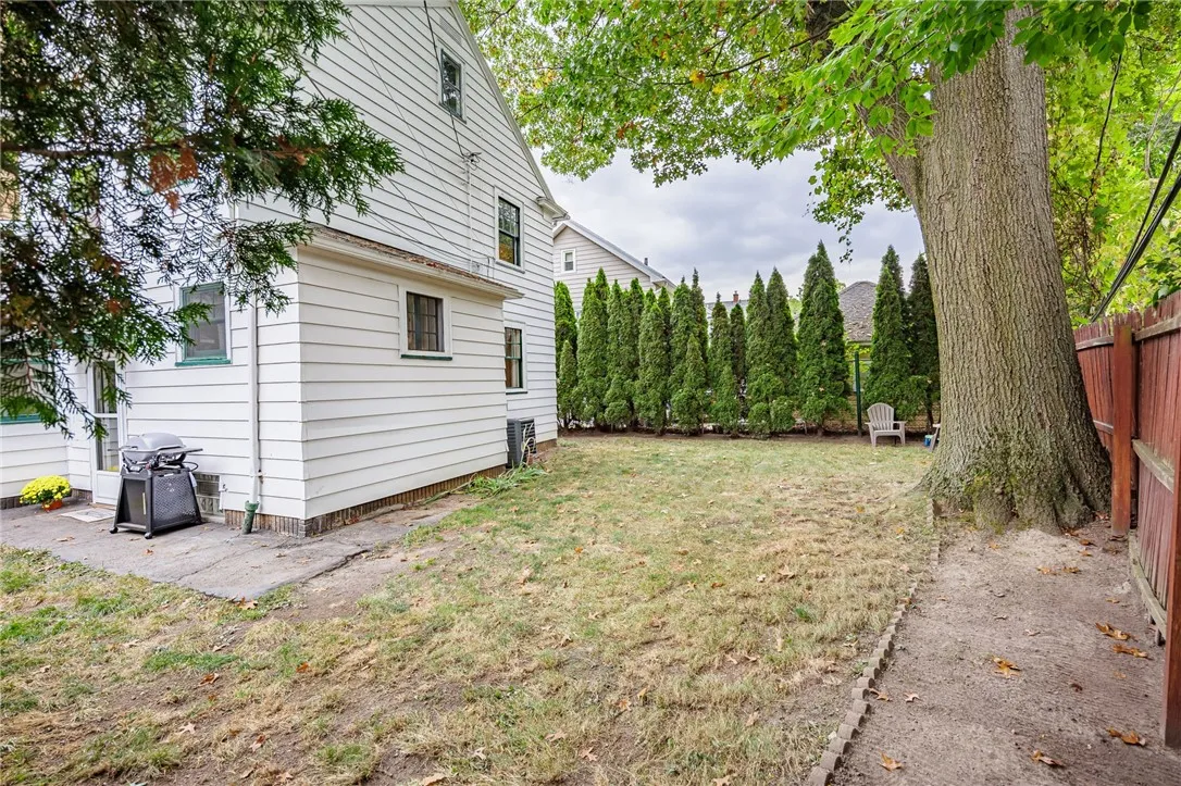 33 Elm Drive, Rochester, New York 14609, Rochester, New York 14609, 4 Bedrooms Bedrooms, 8 Rooms Rooms,1 BathroomBathrooms,Residential,Closed,33 Elm Drive, Rochester, New York 14609,0,R1640006