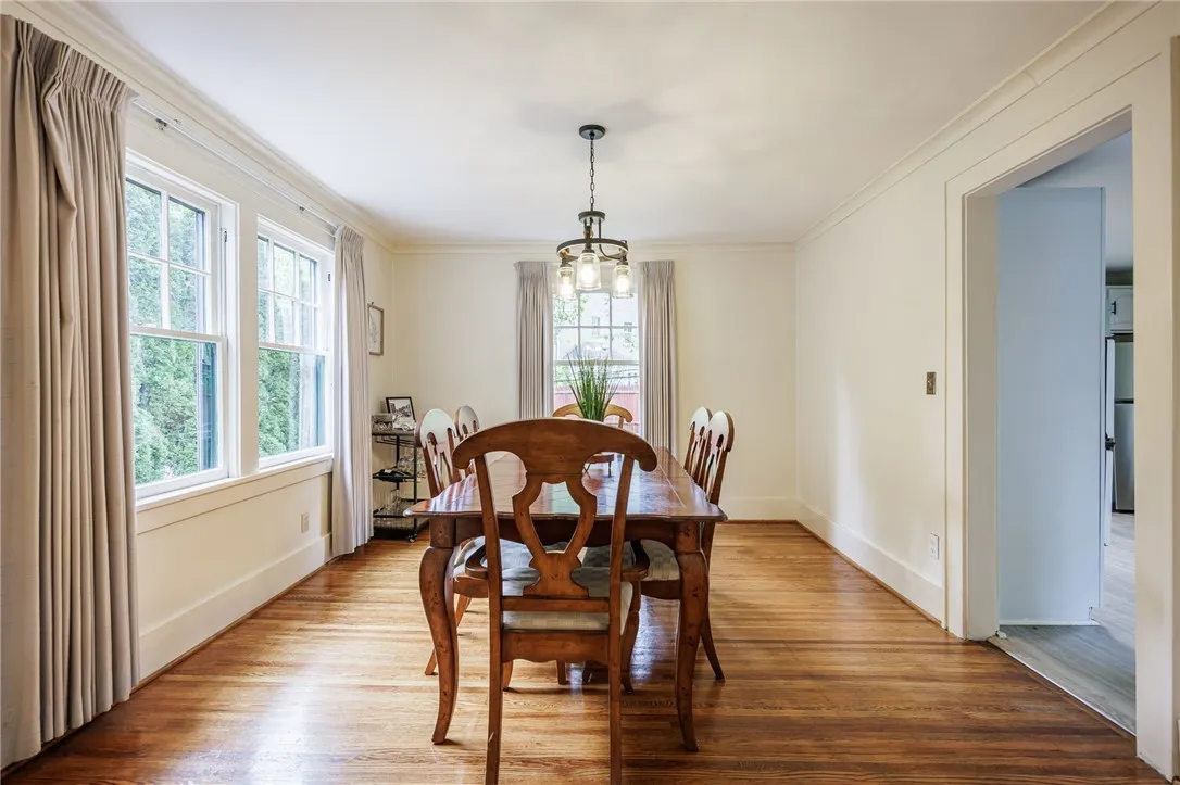 33 Elm Drive, Rochester, New York 14609, Rochester, New York 14609, 4 Bedrooms Bedrooms, 8 Rooms Rooms,1 BathroomBathrooms,Residential,Closed,33 Elm Drive, Rochester, New York 14609,0,R1640006