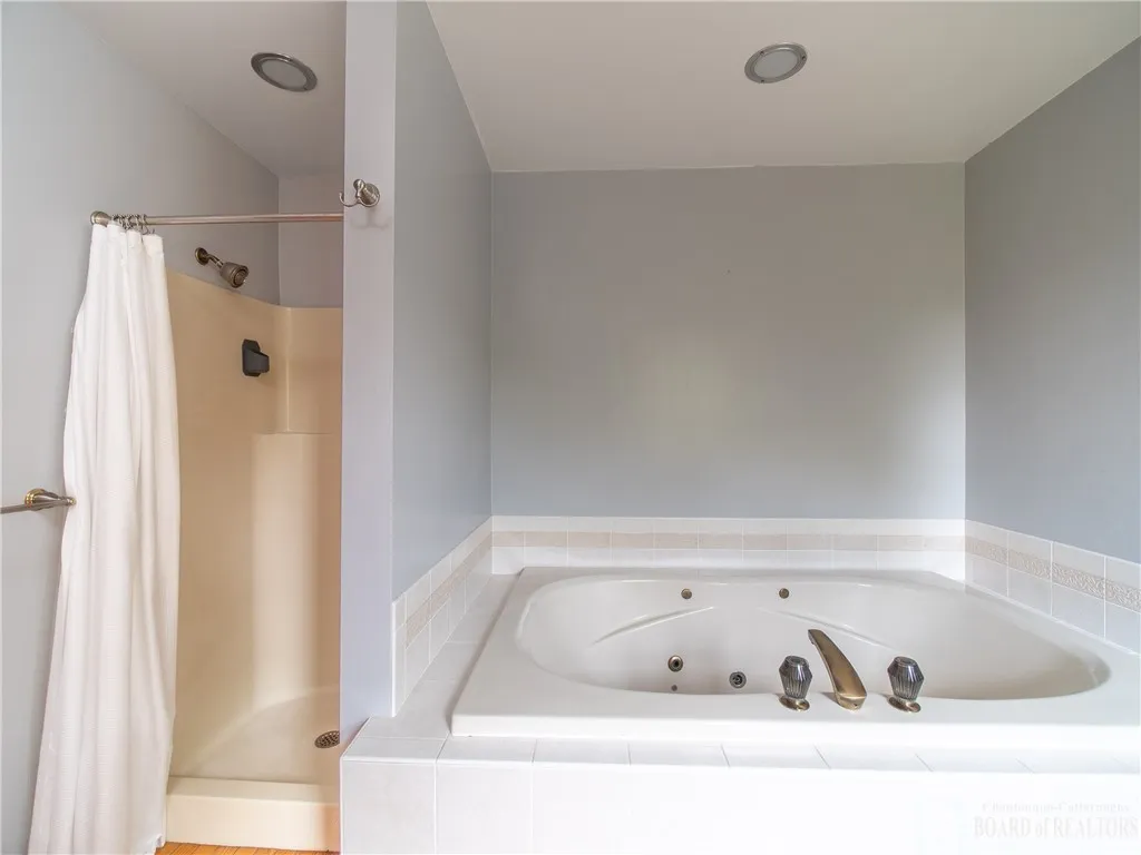 4 Winding, Busti, New York 14750, Busti, New York 14750, 3 Bedrooms Bedrooms, 9 Rooms Rooms,3 BathroomsBathrooms,Residential,For Sale,4 Winding, Busti, New York 14750,0,R1639368