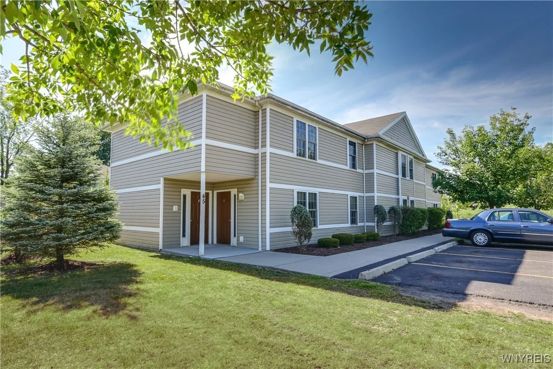 68 Stonington Lane, Amherst, New York 14068, Amherst, New York 14068, 2 Bedrooms Bedrooms, 4 Rooms Rooms,2 BathroomsBathrooms,Residential Lease,For Rent,68 Stonington Lane, Amherst, New York 14068,0,B1640431