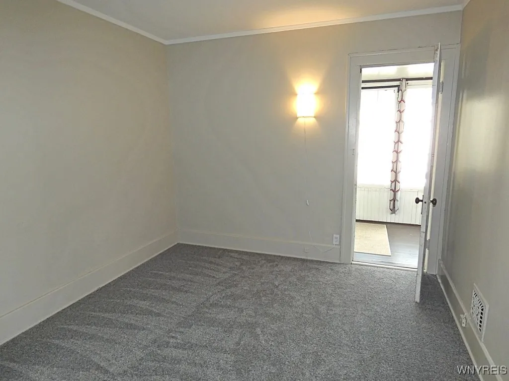 135 Park St Street, Buffalo, New York 14201, Buffalo, New York 14201, 3 Bedrooms Bedrooms, 7 Rooms Rooms,1 BathroomBathrooms,Residential Lease,For Rent,135 Park St Street, Buffalo, New York 14201,0,B1640426
