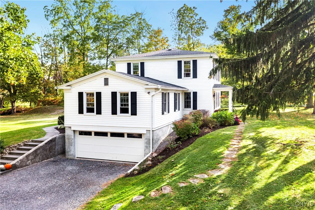 1667 Coon Hill Road, Skaneateles, New York 13152, Skaneateles, New York 13152, 4 Bedrooms Bedrooms, 8 Rooms Rooms,2 BathroomsBathrooms,Residential,For Sale,1667 Coon Hill Road, Skaneateles, New York 13152,0,S1636715