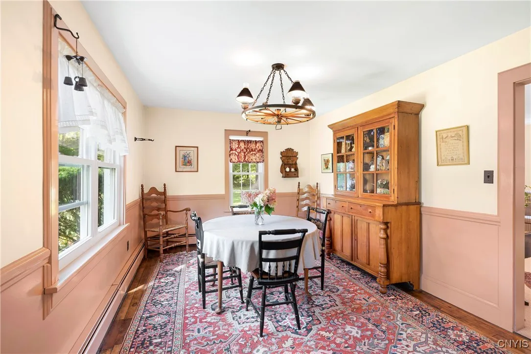 1667 Coon Hill Road, Skaneateles, New York 13152, Skaneateles, New York 13152, 4 Bedrooms Bedrooms, 8 Rooms Rooms,2 BathroomsBathrooms,Residential,For Sale,1667 Coon Hill Road, Skaneateles, New York 13152,0,S1636715
