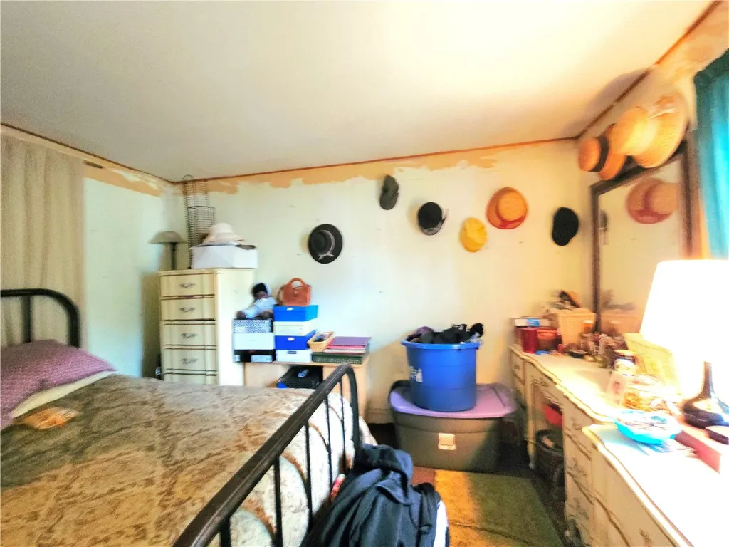 229 Crete Avenue, Elmira City, New York 14901, Elmira City, New York 14901, 3 Bedrooms Bedrooms, 7 Rooms Rooms,1 BathroomBathrooms,Residential,For Sale,229 Crete Avenue, Elmira City, New York 14901,0,R1637673