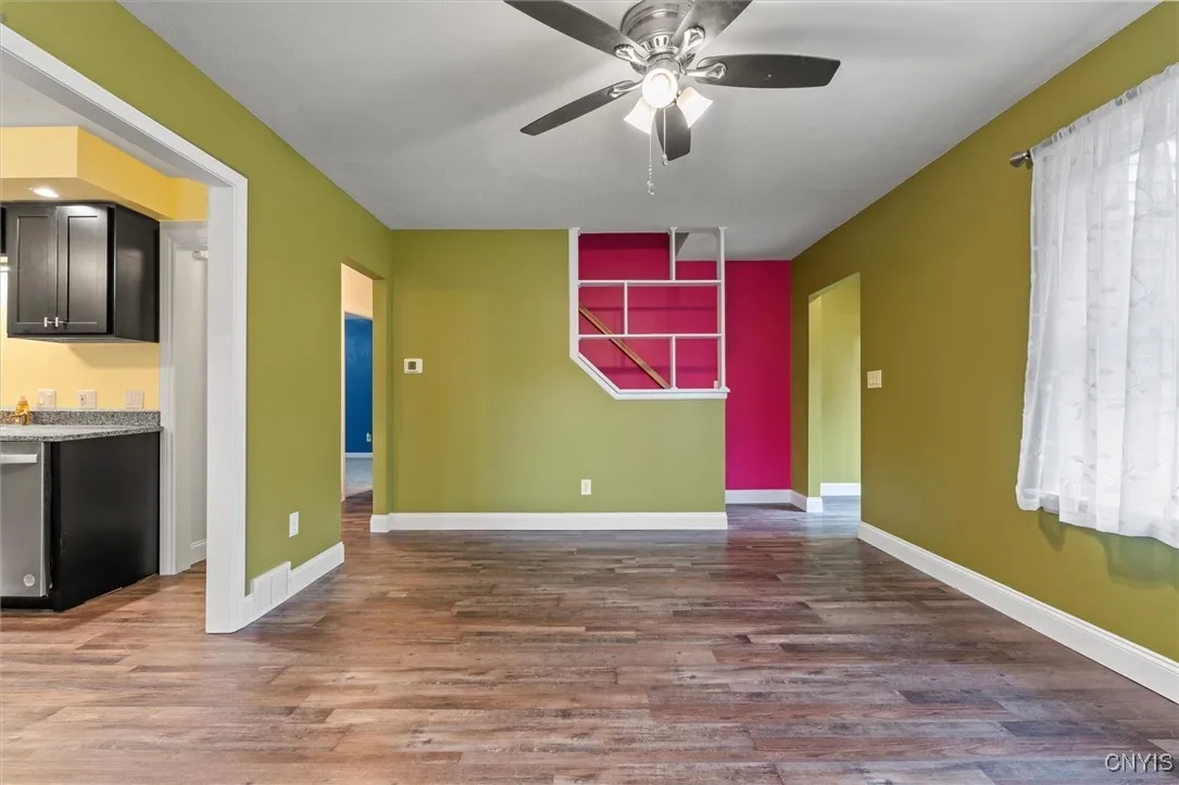 306 Hunt Drive, Manlius, New York 13066, Manlius, New York 13066, 5 Bedrooms Bedrooms, 8 Rooms Rooms,2 BathroomsBathrooms,Residential,For Sale,306 Hunt Drive, Manlius, New York 13066,0,S1639568