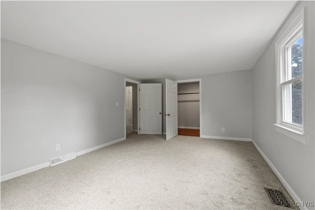 306 Hunt Drive, Manlius, New York 13066, Manlius, New York 13066, 5 Bedrooms Bedrooms, 8 Rooms Rooms,2 BathroomsBathrooms,Residential,For Sale,306 Hunt Drive, Manlius, New York 13066,0,S1639568