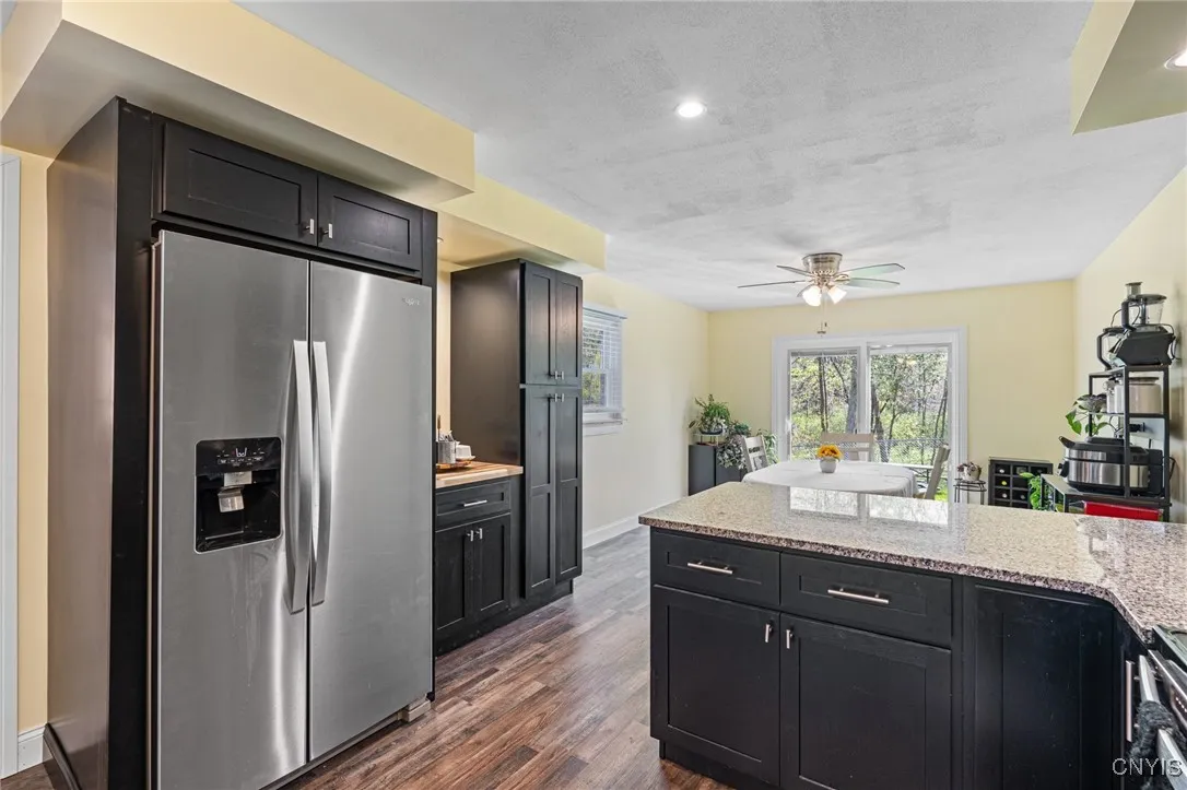 306 Hunt Drive, Manlius, New York 13066, Manlius, New York 13066, 5 Bedrooms Bedrooms, 8 Rooms Rooms,2 BathroomsBathrooms,Residential,For Sale,306 Hunt Drive, Manlius, New York 13066,0,S1639568