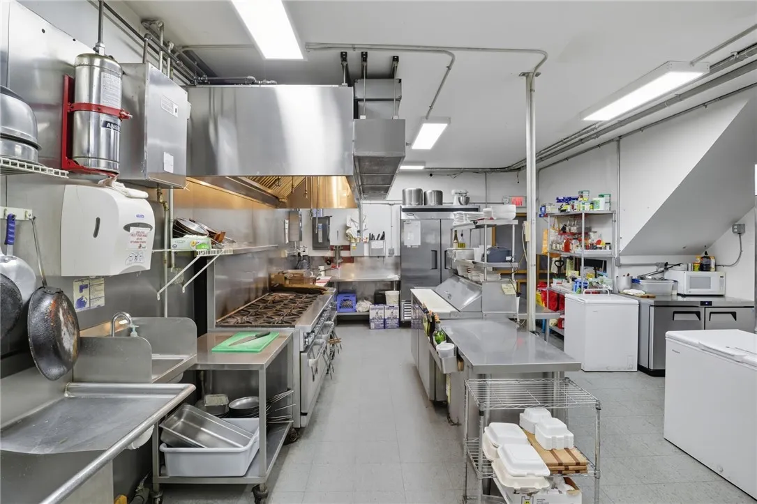 215 S Main St, Canandaigua City, New York 14424, Canandaigua City, New York 14424, ,Commercial Sale,For Sale,215 S Main St, Canandaigua City, New York 14424,0,R1640206