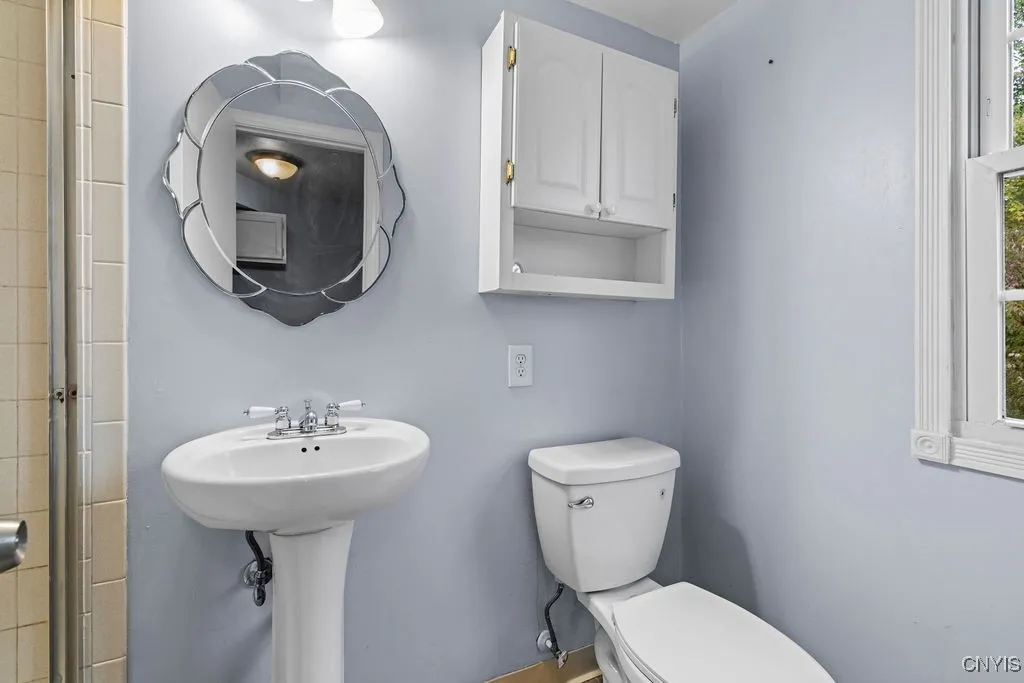 3059 Hayfield Lane, Lysander, New York 13027, Lysander, New York 13027, 3 Bedrooms Bedrooms, 10 Rooms Rooms,2 BathroomsBathrooms,Residential Lease,For Rent,3059 Hayfield Lane, Lysander, New York 13027,0,S1640085