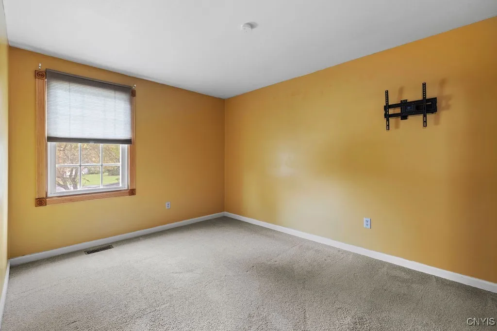 3059 Hayfield Lane, Lysander, New York 13027, Lysander, New York 13027, 3 Bedrooms Bedrooms, 10 Rooms Rooms,2 BathroomsBathrooms,Residential Lease,For Rent,3059 Hayfield Lane, Lysander, New York 13027,0,S1640085