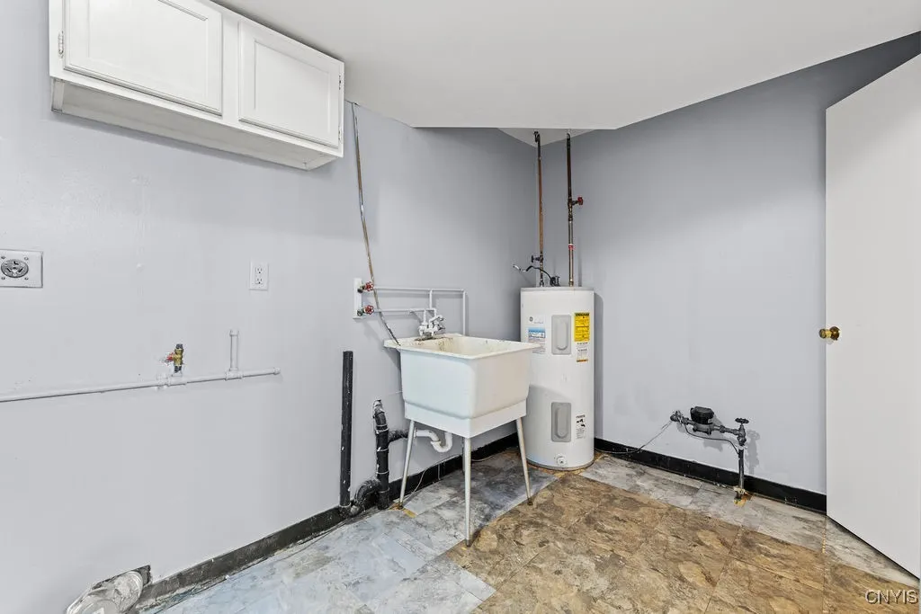 3059 Hayfield Lane, Lysander, New York 13027, Lysander, New York 13027, 3 Bedrooms Bedrooms, 10 Rooms Rooms,2 BathroomsBathrooms,Residential Lease,For Rent,3059 Hayfield Lane, Lysander, New York 13027,0,S1640085