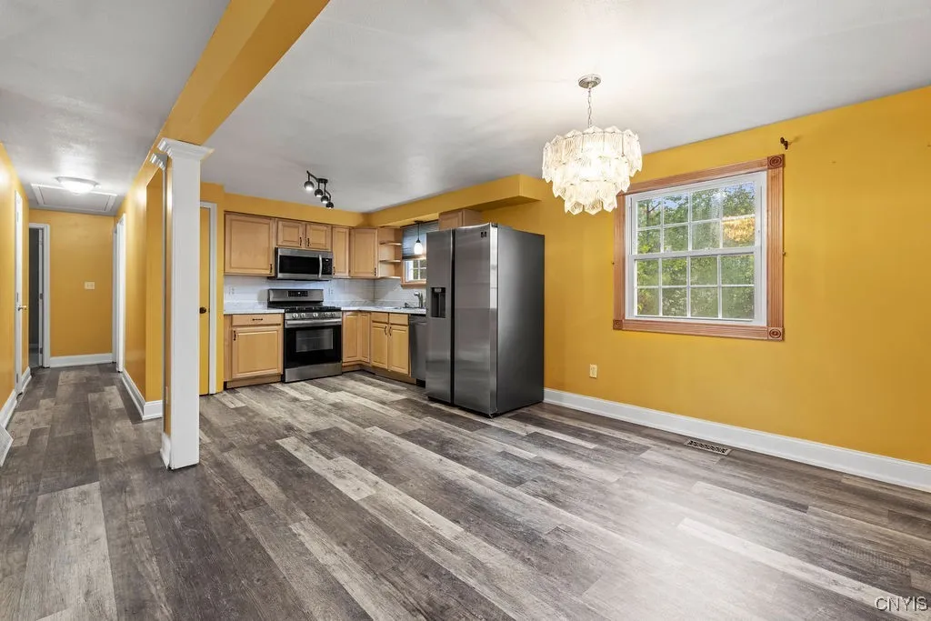 3059 Hayfield Lane, Lysander, New York 13027, Lysander, New York 13027, 3 Bedrooms Bedrooms, 10 Rooms Rooms,2 BathroomsBathrooms,Residential Lease,For Rent,3059 Hayfield Lane, Lysander, New York 13027,0,S1640085