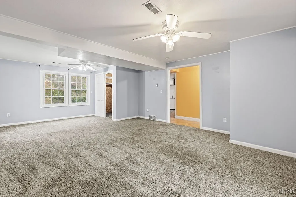 3059 Hayfield Lane, Lysander, New York 13027, Lysander, New York 13027, 3 Bedrooms Bedrooms, 10 Rooms Rooms,2 BathroomsBathrooms,Residential Lease,For Rent,3059 Hayfield Lane, Lysander, New York 13027,0,S1640085