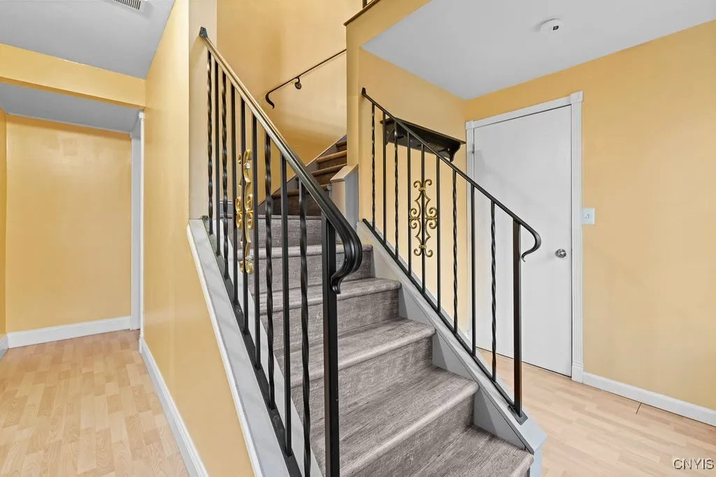 3059 Hayfield Lane, Lysander, New York 13027, Lysander, New York 13027, 3 Bedrooms Bedrooms, 10 Rooms Rooms,2 BathroomsBathrooms,Residential Lease,For Rent,3059 Hayfield Lane, Lysander, New York 13027,0,S1640085