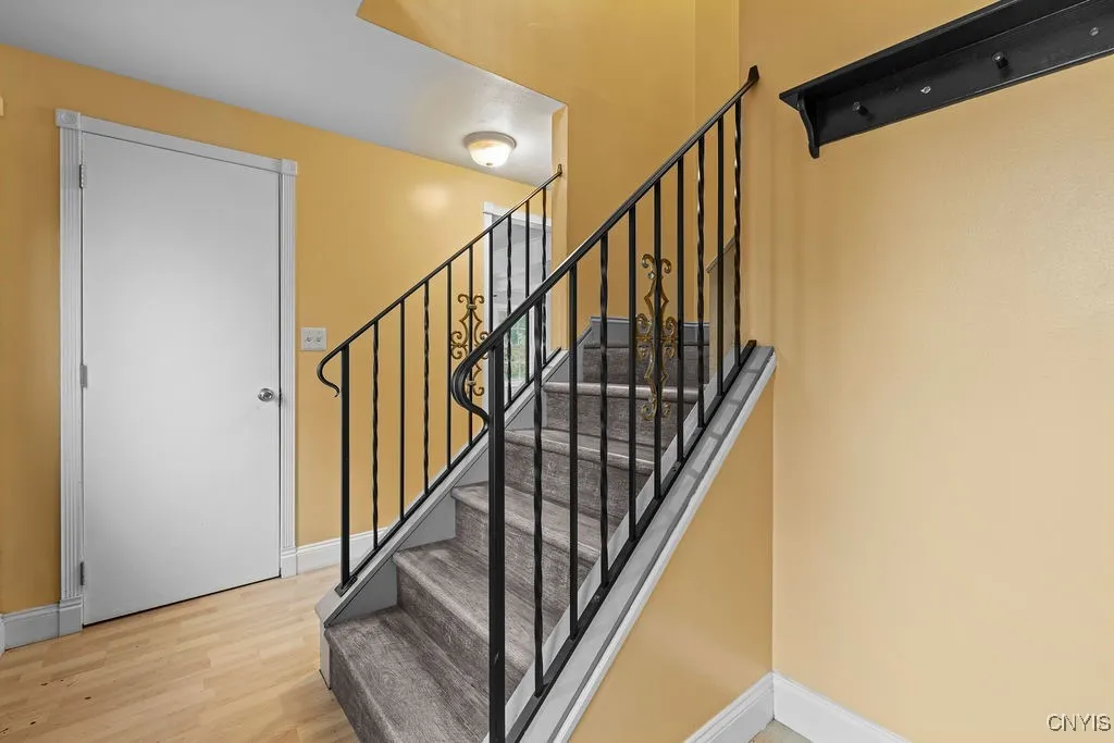 3059 Hayfield Lane, Lysander, New York 13027, Lysander, New York 13027, 3 Bedrooms Bedrooms, 10 Rooms Rooms,2 BathroomsBathrooms,Residential Lease,For Rent,3059 Hayfield Lane, Lysander, New York 13027,0,S1640085