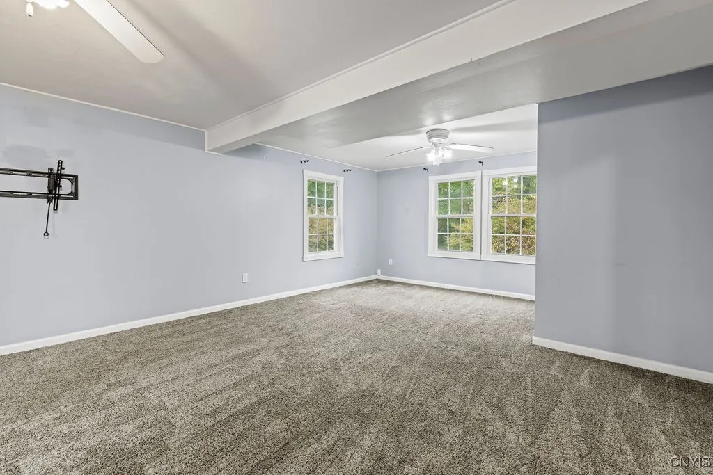 3059 Hayfield Lane, Lysander, New York 13027, Lysander, New York 13027, 3 Bedrooms Bedrooms, 10 Rooms Rooms,2 BathroomsBathrooms,Residential Lease,For Rent,3059 Hayfield Lane, Lysander, New York 13027,0,S1640085