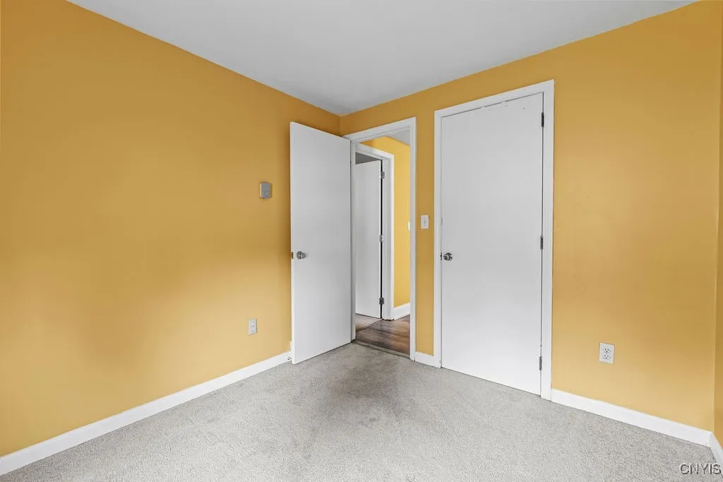 3059 Hayfield Lane, Lysander, New York 13027, Lysander, New York 13027, 3 Bedrooms Bedrooms, 10 Rooms Rooms,2 BathroomsBathrooms,Residential Lease,For Rent,3059 Hayfield Lane, Lysander, New York 13027,0,S1640085