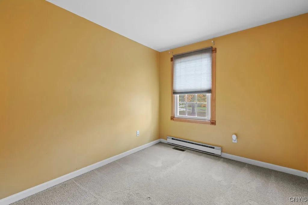 3059 Hayfield Lane, Lysander, New York 13027, Lysander, New York 13027, 3 Bedrooms Bedrooms, 10 Rooms Rooms,2 BathroomsBathrooms,Residential Lease,For Rent,3059 Hayfield Lane, Lysander, New York 13027,0,S1640085