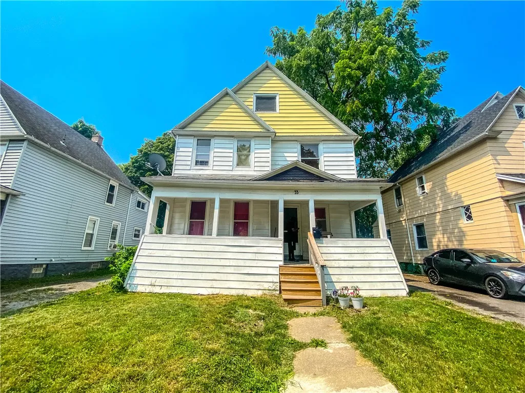 33 Finch Street, Rochester, New York 14613, Rochester, New York 14613, 4 Bedrooms Bedrooms, 8 Rooms Rooms,2 BathroomsBathrooms,Residential,For Sale,33 Finch Street, Rochester, New York 14613,0,R1640382