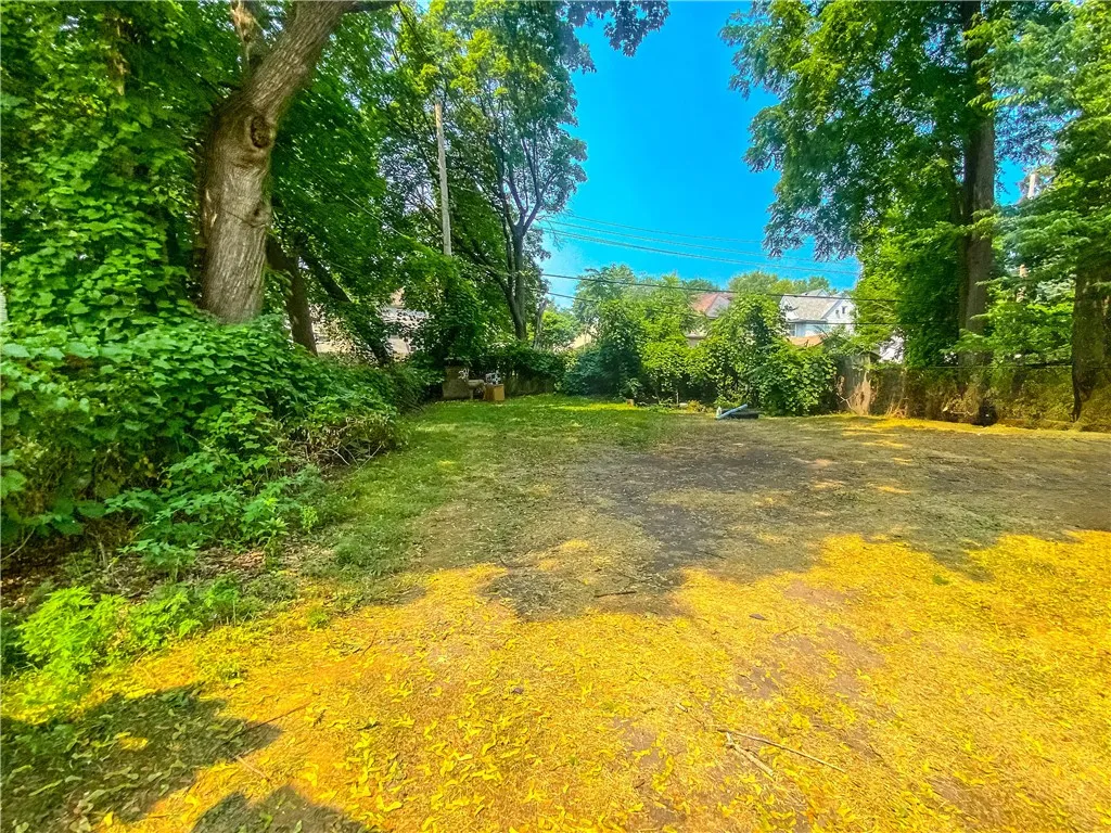 33 Finch Street, Rochester, New York 14613, Rochester, New York 14613, 4 Bedrooms Bedrooms, 8 Rooms Rooms,2 BathroomsBathrooms,Residential,For Sale,33 Finch Street, Rochester, New York 14613,0,R1640382