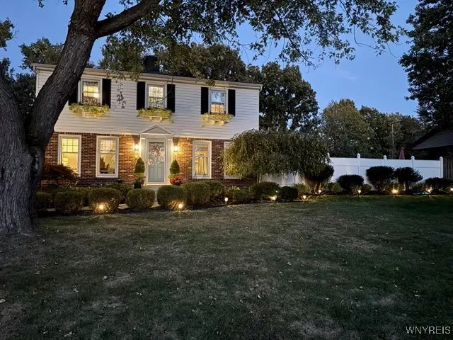 5085 Glenwood Drive, Clarence, New York 14221, Clarence, New York 14221, 3 Bedrooms Bedrooms, 8 Rooms Rooms,1 BathroomBathrooms,Residential,For Sale,5085 Glenwood Drive, Clarence, New York 14221,0,B1640039