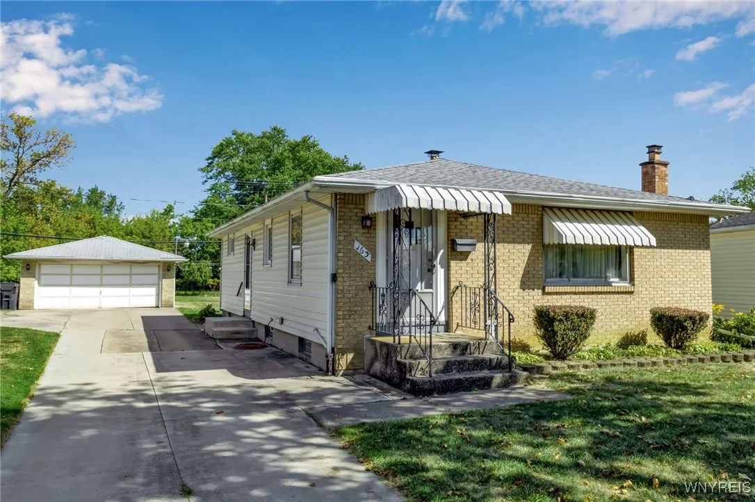 163 Patricia Drive, Tonawanda, New York 14150, Tonawanda, New York 14150, 3 Bedrooms Bedrooms, 5 Rooms Rooms,1 BathroomBathrooms,Residential,For Sale,163 Patricia Drive, Tonawanda, New York 14150,0,B1640015