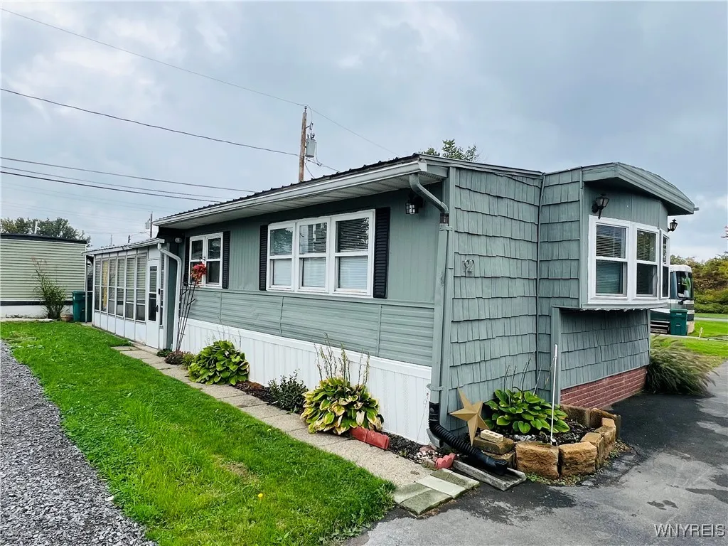 92 Tracy Parkway, Lackawanna, New York 14218, Lackawanna, New York 14218, 2 Bedrooms Bedrooms, 4 Rooms Rooms,1 BathroomBathrooms,Residential,Closed,92 Tracy Parkway, Lackawanna, New York 14218,0,B1640453