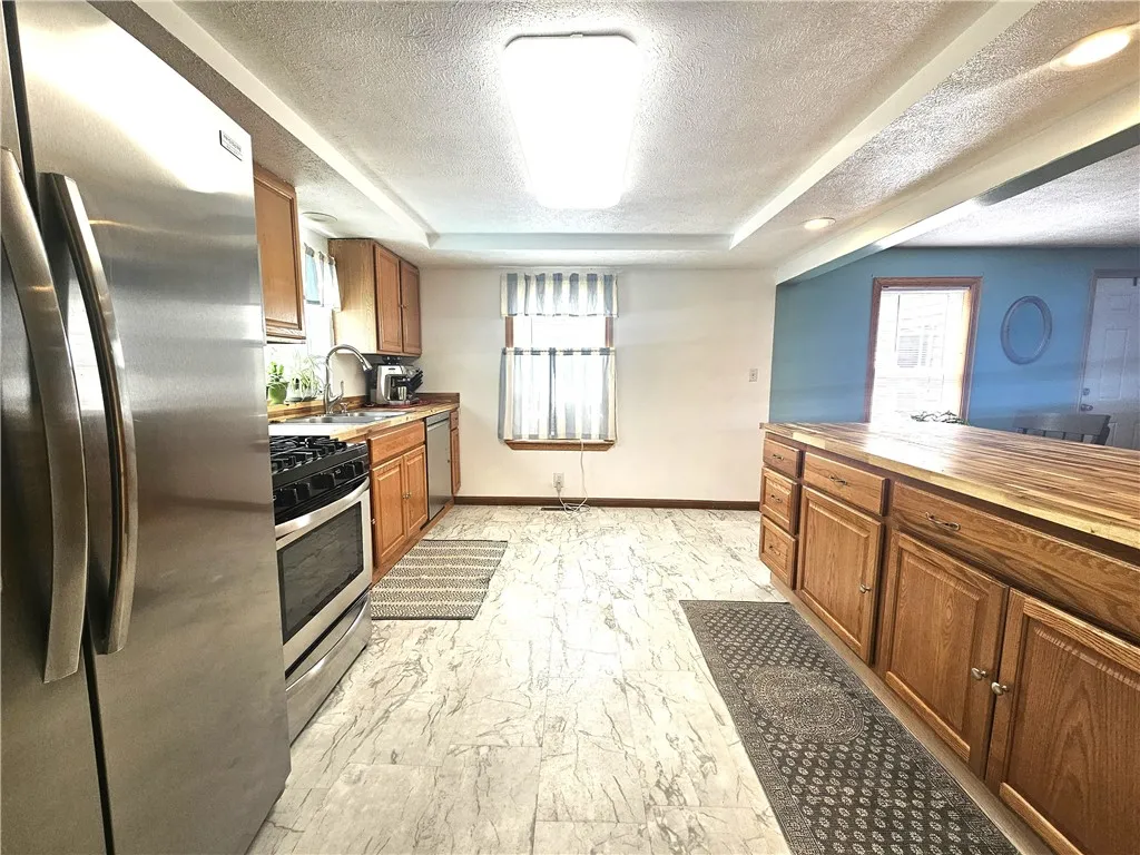 1568 High Street, Savannah, New York 13146, Savannah, New York 13146, 3 Bedrooms Bedrooms, 6 Rooms Rooms,1 BathroomBathrooms,Residential,For Sale,1568 High Street, Savannah, New York 13146,0,R1640050