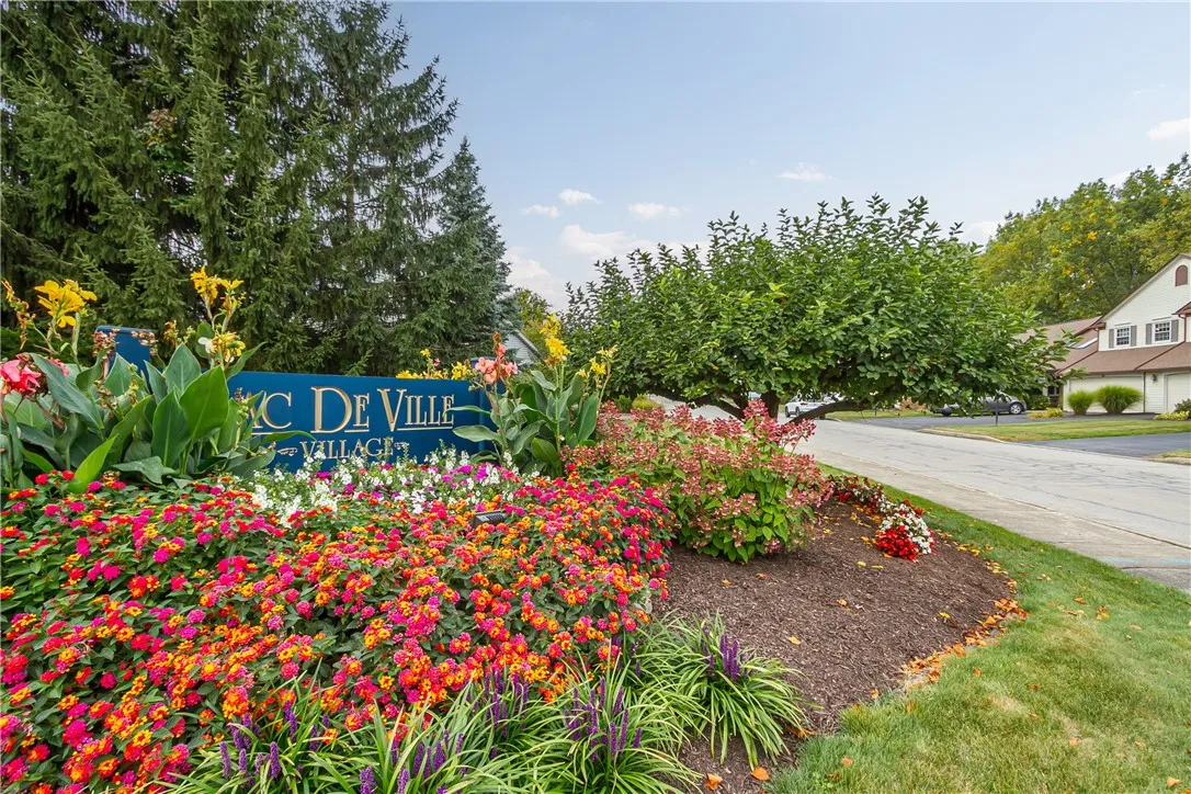 38 Lac Kine Drive, Brighton, New York 14618, Brighton, New York 14618, 2 Bedrooms Bedrooms, 2 Rooms Rooms,2 BathroomsBathrooms,Residential,For Sale,38 Lac Kine Drive, Brighton, New York 14618,0,R1639735