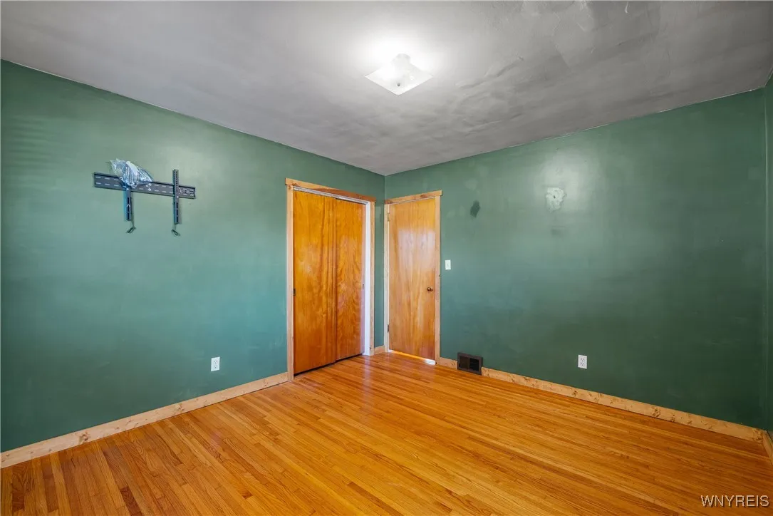 922 North Hewitt Drive, Lewiston, New York 14092, Lewiston, New York 14092, 2 Bedrooms Bedrooms, 5 Rooms Rooms,1 BathroomBathrooms,Residential,For Sale,922 North Hewitt Drive, Lewiston, New York 14092,0,B1640249
