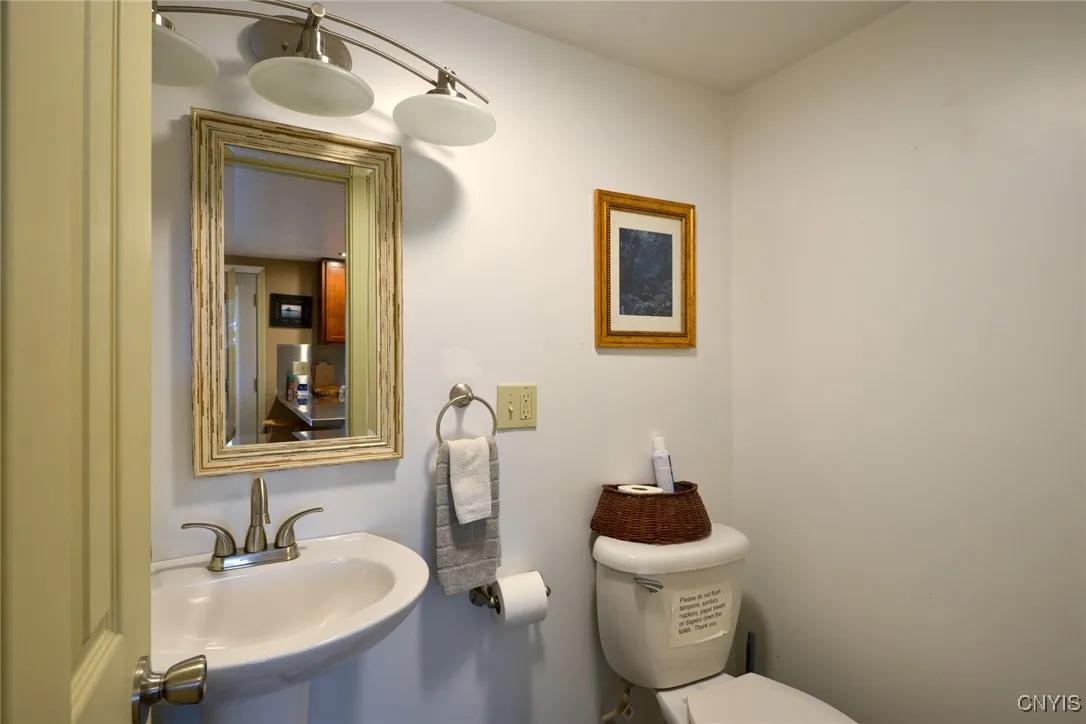 9 Anthony Street 2, Alexandria, New York 13607, Alexandria, New York 13607, 5 Bedrooms Bedrooms, 13 Rooms Rooms,2 BathroomsBathrooms,Residential,For Sale,9 Anthony Street 2, Alexandria, New York 13607,0,S1638038