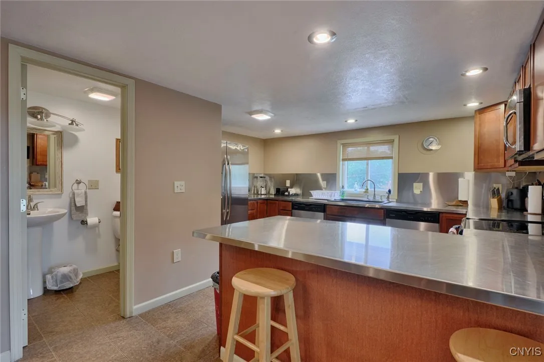 9 Anthony Street 2, Alexandria, New York 13607, Alexandria, New York 13607, 5 Bedrooms Bedrooms, 13 Rooms Rooms,2 BathroomsBathrooms,Residential,For Sale,9 Anthony Street 2, Alexandria, New York 13607,0,S1638038