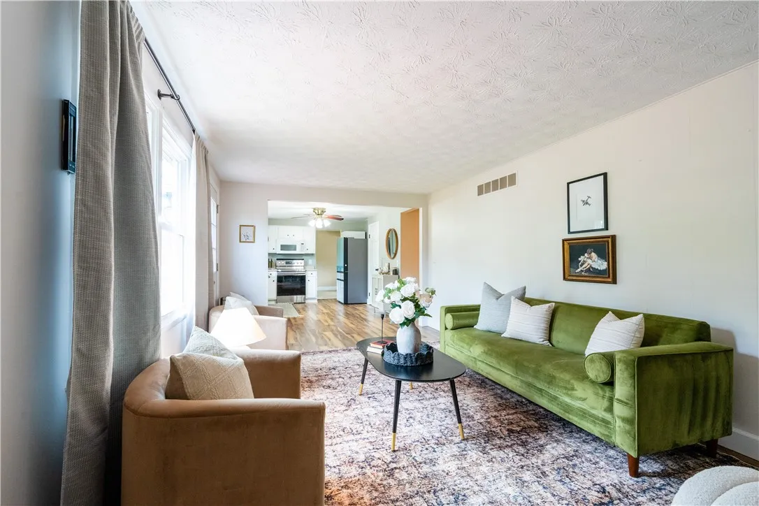 1440 North Chigwell Lane North Lane, Webster, New, Webster, New York 14580, 4 Bedrooms Bedrooms, 8 Rooms Rooms,2 BathroomsBathrooms,Residential,Closed,1440 North Chigwell Lane North Lane, Webster, New ,0,R1640142