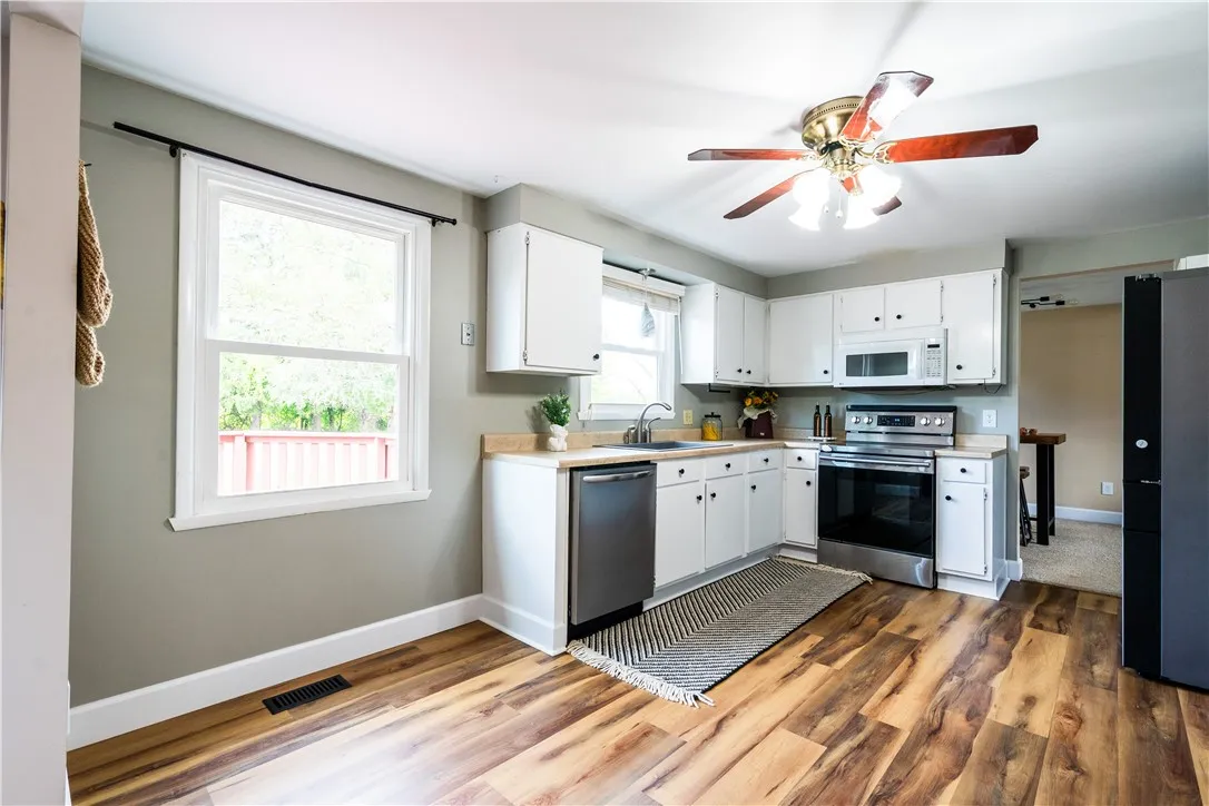 1440 North Chigwell Lane North Lane, Webster, New, Webster, New York 14580, 4 Bedrooms Bedrooms, 8 Rooms Rooms,2 BathroomsBathrooms,Residential,Closed,1440 North Chigwell Lane North Lane, Webster, New ,0,R1640142