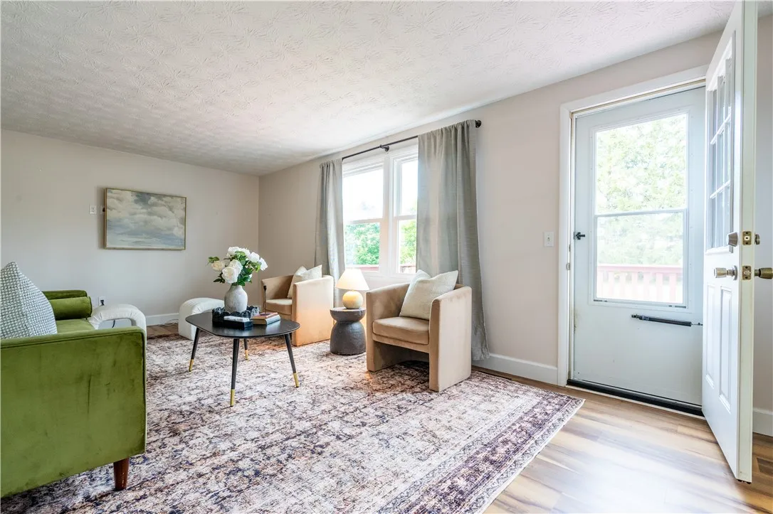 1440 North Chigwell Lane North Lane, Webster, New, Webster, New York 14580, 4 Bedrooms Bedrooms, 8 Rooms Rooms,2 BathroomsBathrooms,Residential,Closed,1440 North Chigwell Lane North Lane, Webster, New ,0,R1640142