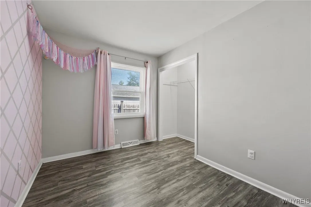 213 Brighton Road, Tonawanda, New York 14150, Tonawanda, New York 14150, 3 Bedrooms Bedrooms, 5 Rooms Rooms,1 BathroomBathrooms,Residential,For Sale,213 Brighton Road, Tonawanda, New York 14150,0,B1640433