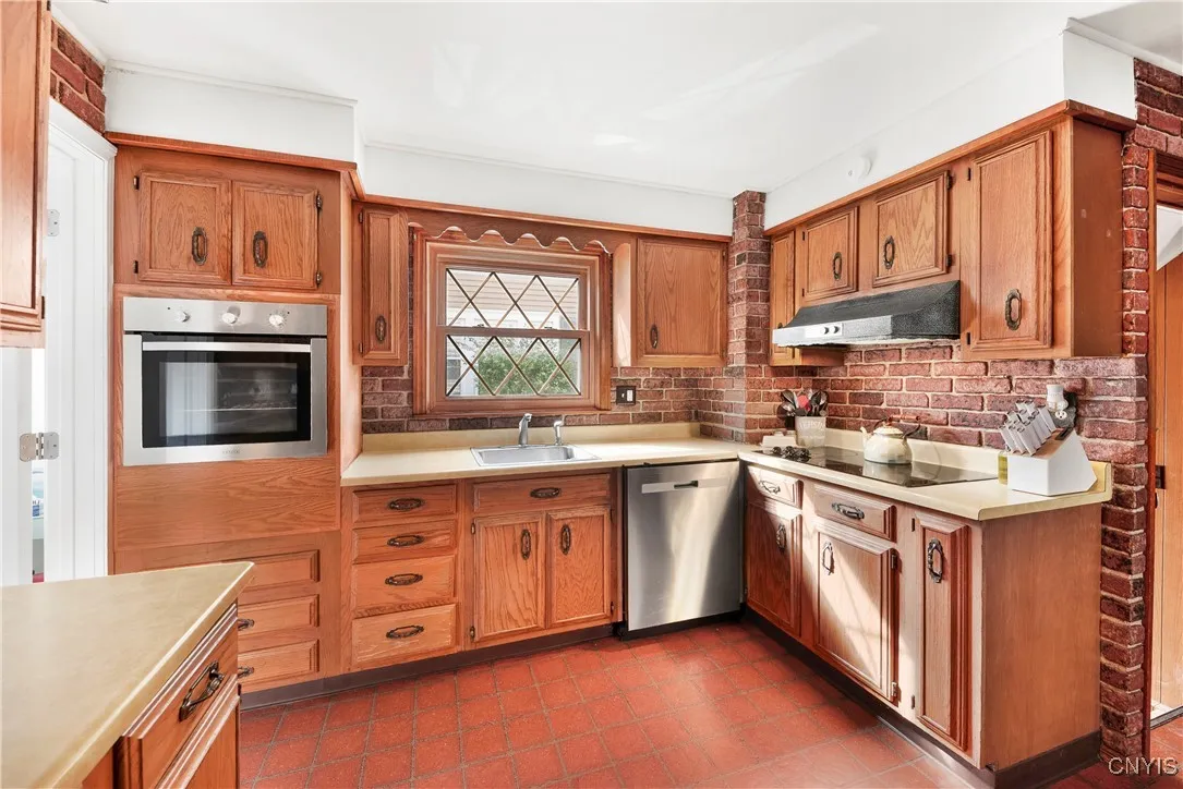 124 Curtis Place, Auburn, New York 13021, Auburn, New York 13021, 3 Bedrooms Bedrooms, 7 Rooms Rooms,1 BathroomBathrooms,Residential,Closed,124 Curtis Place, Auburn, New York 13021,0,S1639752