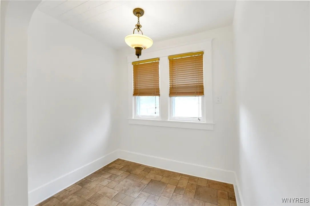 63 Princeton Boulevard, Tonawanda, New York 14217, Tonawanda, New York 14217, 3 Bedrooms Bedrooms, 6 Rooms Rooms,1 BathroomBathrooms,Residential,For Sale,63 Princeton Boulevard, Tonawanda, New York 14217,0,B1640589