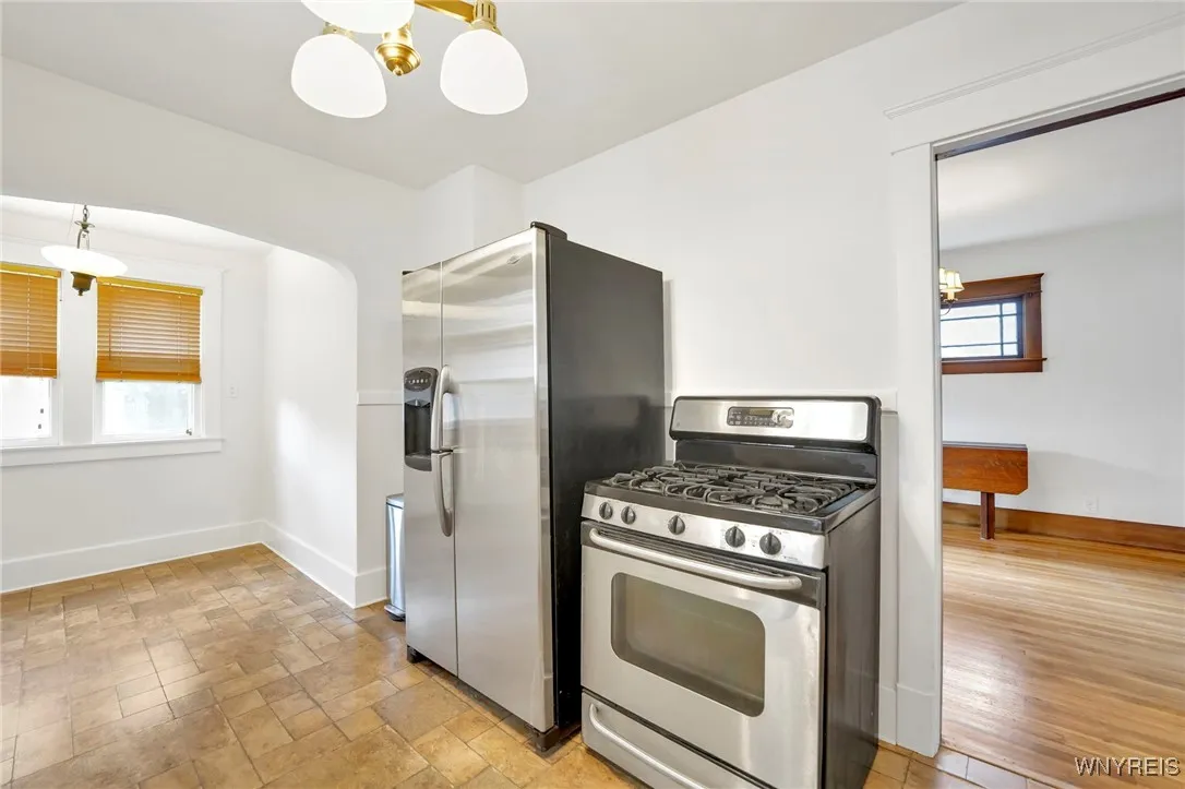 63 Princeton Boulevard, Tonawanda, New York 14217, Tonawanda, New York 14217, 3 Bedrooms Bedrooms, 6 Rooms Rooms,1 BathroomBathrooms,Residential,For Sale,63 Princeton Boulevard, Tonawanda, New York 14217,0,B1640589