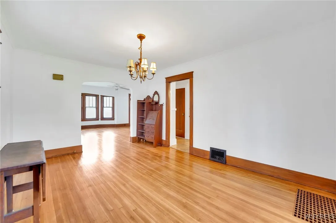 63 Princeton Boulevard, Tonawanda, New York 14217, Tonawanda, New York 14217, 3 Bedrooms Bedrooms, 6 Rooms Rooms,1 BathroomBathrooms,Residential,For Sale,63 Princeton Boulevard, Tonawanda, New York 14217,0,B1640589