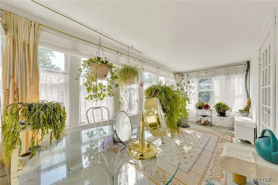 116 Dorchester Rd, Buffalo, New York 14213, Buffalo, New York 14213, 4 Bedrooms Bedrooms, 9 Rooms Rooms,1 BathroomBathrooms,Residential,Closed,116 Dorchester Rd, Buffalo, New York 14213,0,B1639026