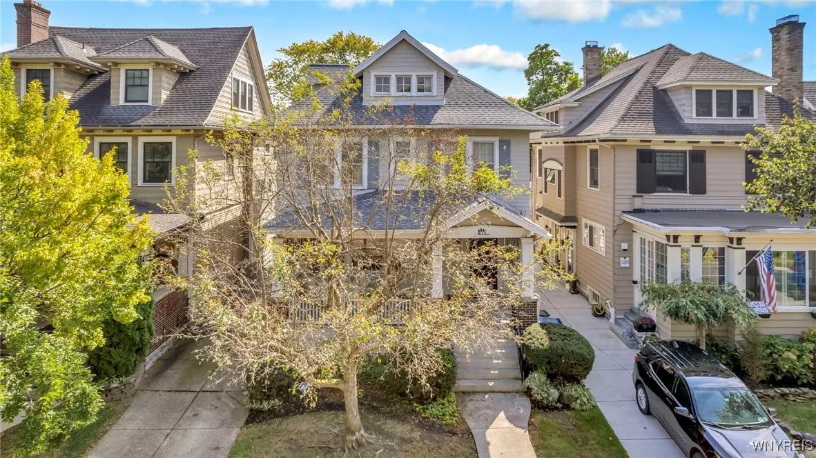 116 Dorchester Rd, Buffalo, New York 14213, Buffalo, New York 14213, 4 Bedrooms Bedrooms, 9 Rooms Rooms,1 BathroomBathrooms,Residential,Closed,116 Dorchester Rd, Buffalo, New York 14213,0,B1639026