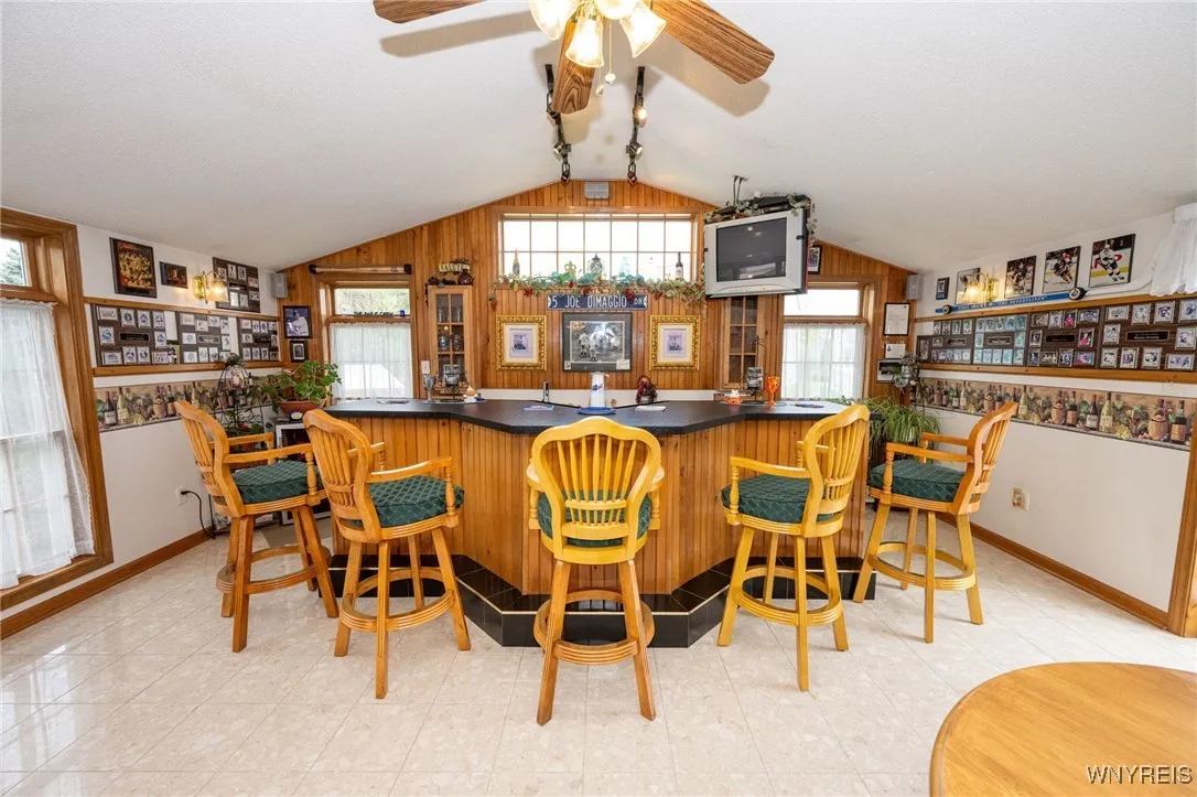 Sun Room/Bar Room