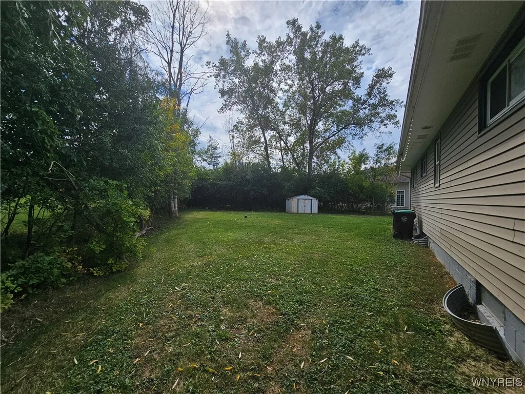 2931 Southwestern Blvd, Orchard Park, New York 141, Orchard Park, New York 14127, 3 Bedrooms Bedrooms, 7 Rooms Rooms,1 BathroomBathrooms,Residential,For Sale,2931 Southwestern Blvd, Orchard Park, New York 141,0,B1640537