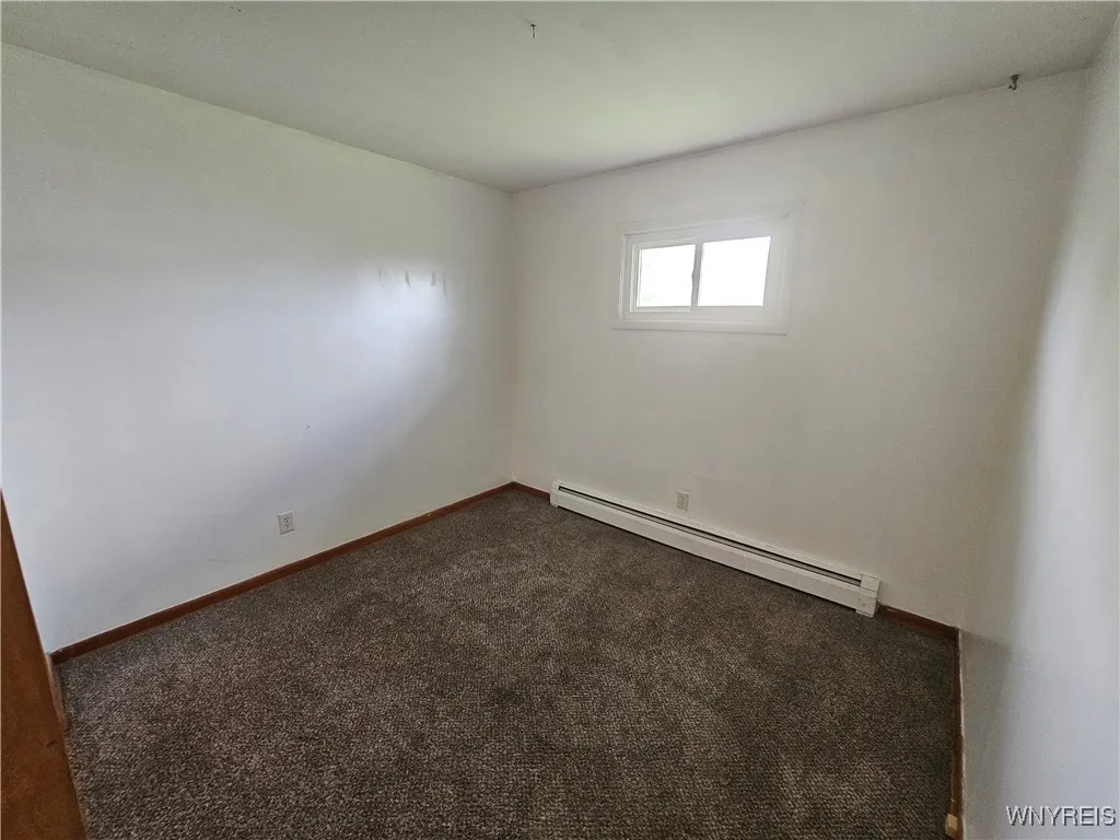 2931 Southwestern Blvd, Orchard Park, New York 141, Orchard Park, New York 14127, 3 Bedrooms Bedrooms, 7 Rooms Rooms,1 BathroomBathrooms,Residential,For Sale,2931 Southwestern Blvd, Orchard Park, New York 141,0,B1640537