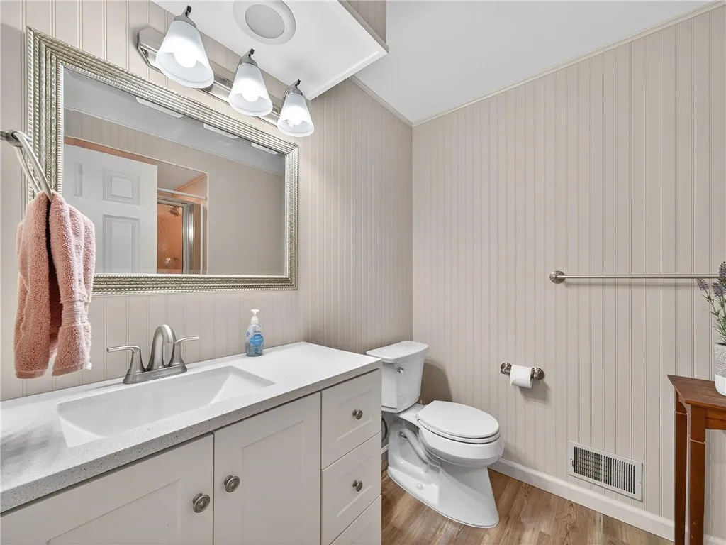 151 Pond Road, Mendon, New York 14472, Mendon, New York 14472, 3 Bedrooms Bedrooms, 9 Rooms Rooms,3 BathroomsBathrooms,Residential,Closed,151 Pond Road, Mendon, New York 14472,0,R1639785