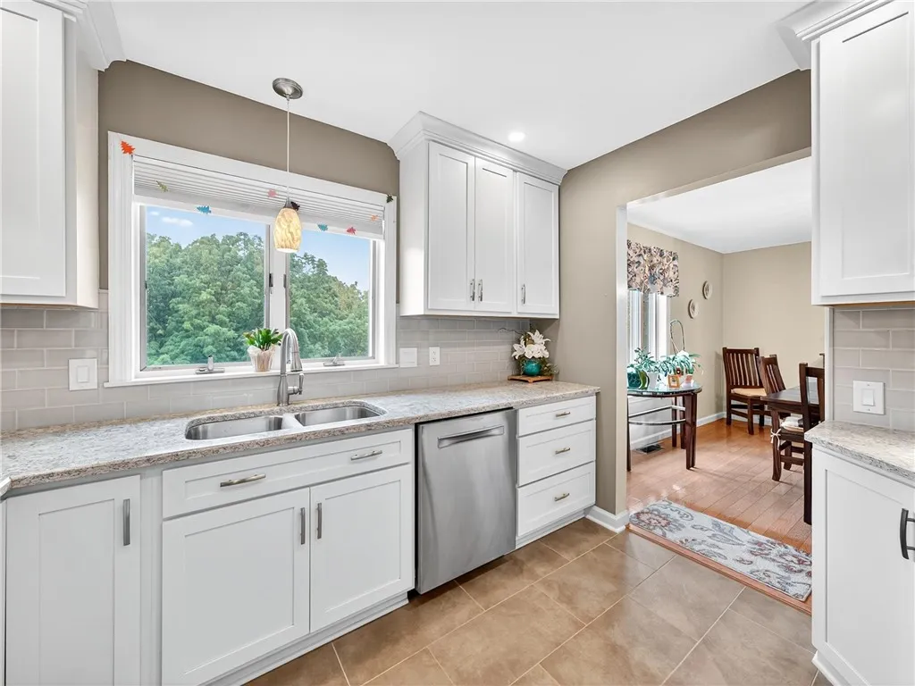 151 Pond Road, Mendon, New York 14472, Mendon, New York 14472, 3 Bedrooms Bedrooms, 9 Rooms Rooms,3 BathroomsBathrooms,Residential,Closed,151 Pond Road, Mendon, New York 14472,0,R1639785